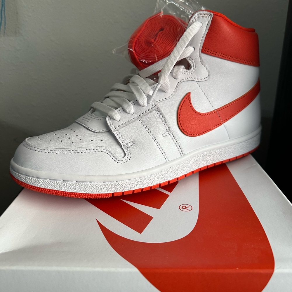 Nike Jordan Air High-Top Sneakers Size 10